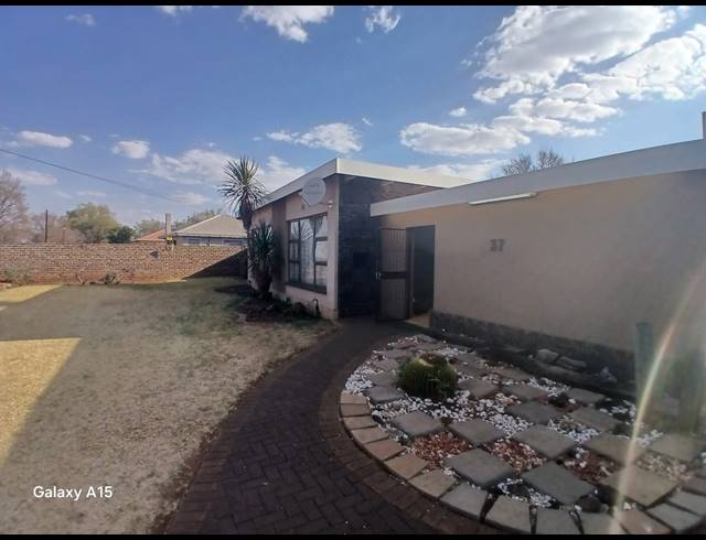 4 BEDROOM HOUSE SOLD IN MEYERTON CENTRAL